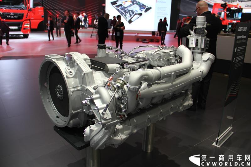 探馆汉诺威之曼全系柴油机及气体机篇。图为13L的MAN欧六天然气发动机E2876 LUH07 