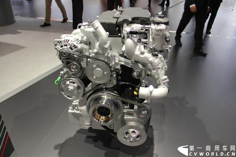 探馆汉诺威之曼全系柴油机及气体机篇。图为MAN D0834 LOH64欧六柴油发动机 