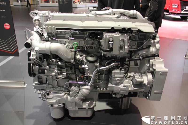 探馆汉诺威之曼全系柴油机及气体机篇。图为MAN D2676 LF25欧六柴油发动机 