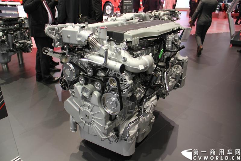 探馆汉诺威之曼全系柴油机及气体机篇。图为MAN D2676 LF25欧六柴油发动机 