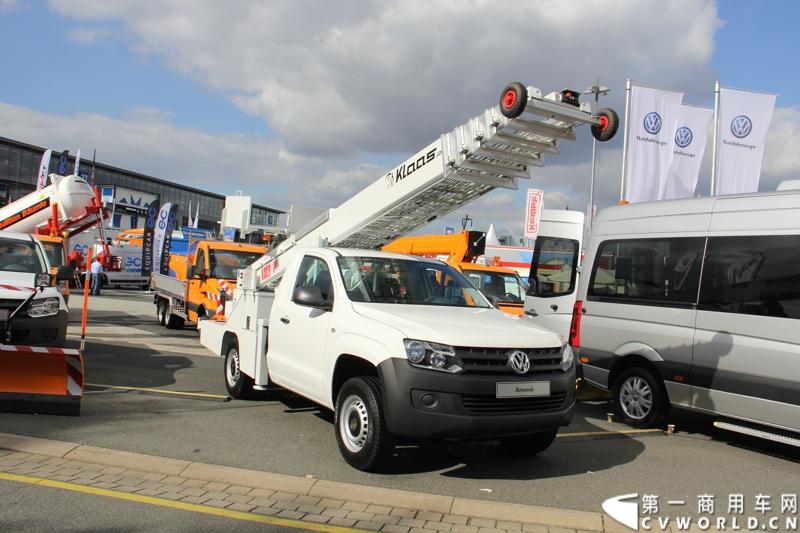 探馆汉诺威之现代轻型商用车篇。图为大众AMAROK皮卡改装车 