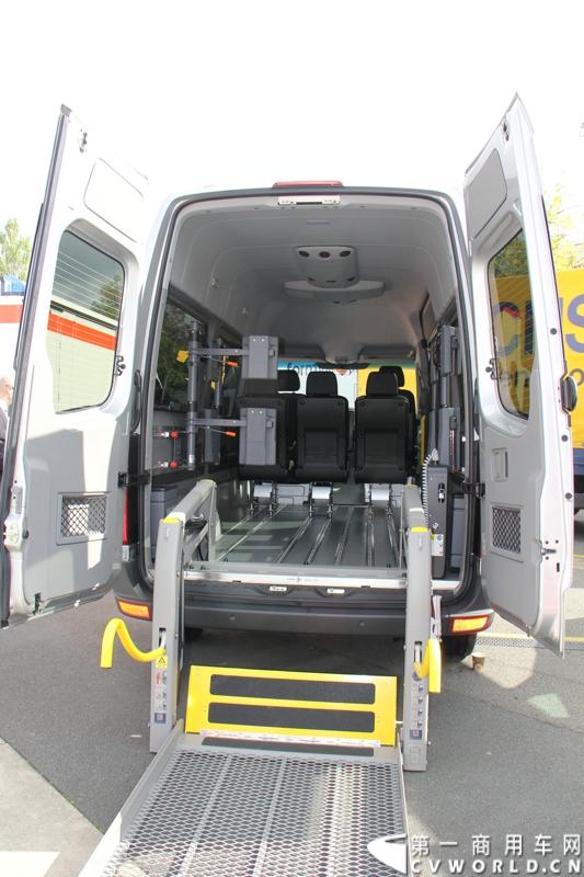 探馆汉诺威之现代轻型商用车篇。图为大众Crafter大VAN