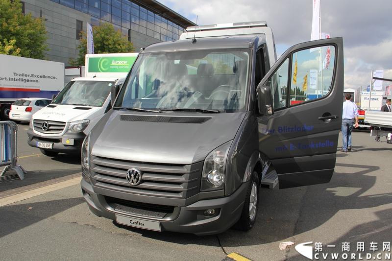 探馆汉诺威之现代轻型商用车篇。图为大众CRAFTER清障车 