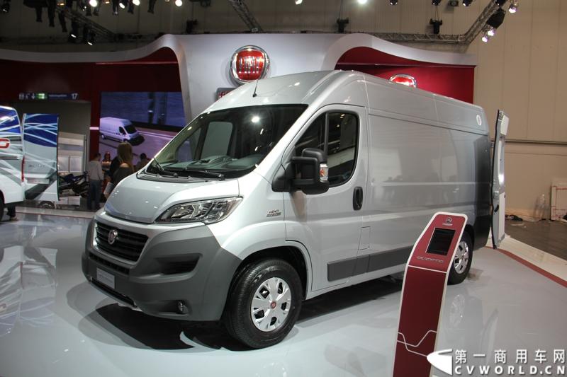 探馆汉诺威之菲亚特轻客篇。图为菲亚特DUCATO大VAN