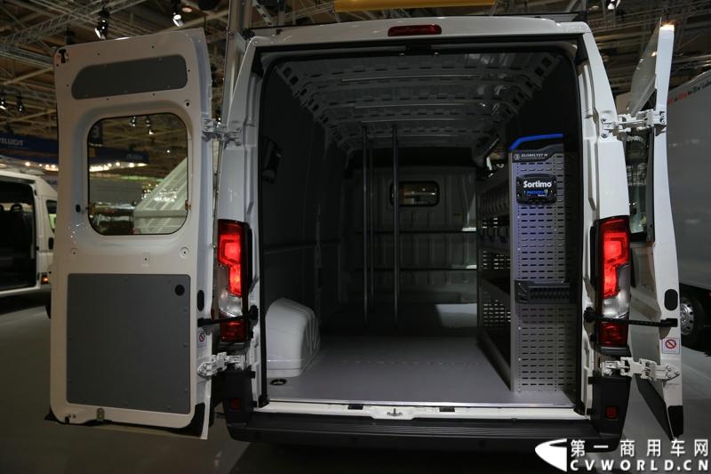 探馆汉诺威之雪铁龙轻型商用车篇。图为berlingo