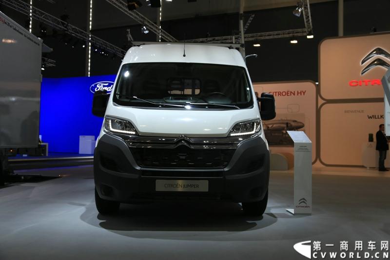 探馆汉诺威之雪铁龙轻型商用车篇。图为berlingo