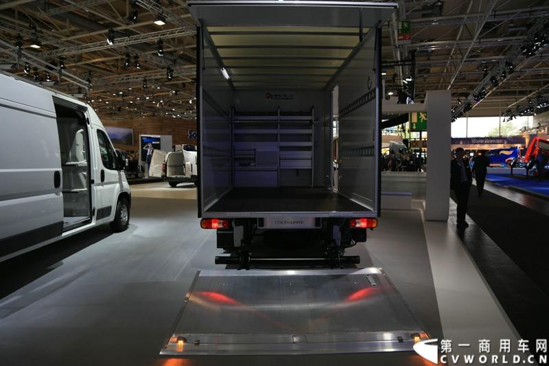 探馆汉诺威之雪铁龙轻型商用车篇。图为jumper 