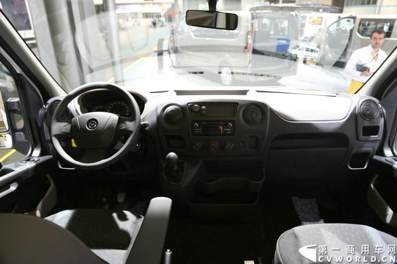 探馆汉诺威之欧宝轻型商用车篇。图为欧宝MOVANO 