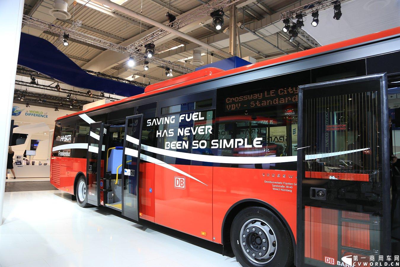 探馆汉诺威之依维柯篇。图为依维柯巴士