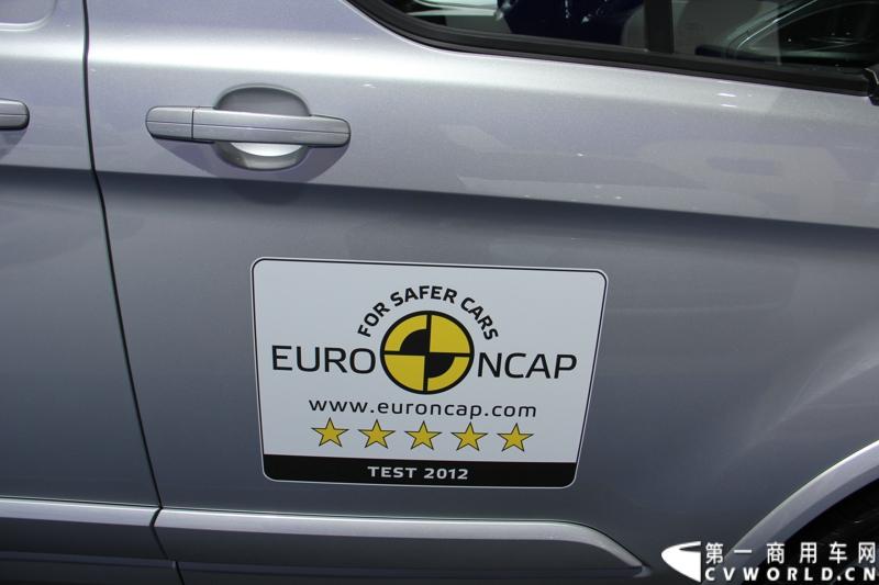 探馆汉诺威之福特全顺轻型商用车篇。图为2013年度VAN——全顺Custom 