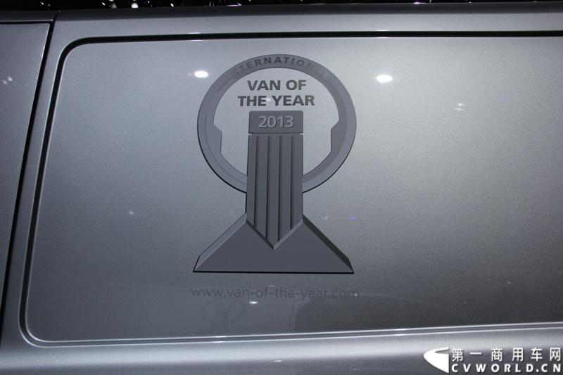 探馆汉诺威之福特全顺轻型商用车篇。图为2013年度VAN——全顺Custom 