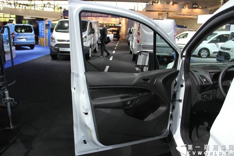 探馆汉诺威之福特全顺轻型商用车篇。图为2014年度VAN——全顺Connect 