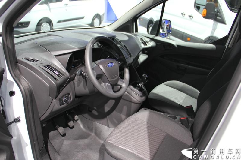 探馆汉诺威之福特全顺轻型商用车篇。图为2014年度VAN——全顺Connect 