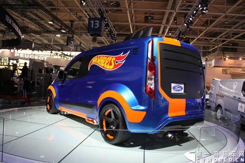 探馆汉诺威之福特全顺轻型商用车篇。图为福特全顺概念车 