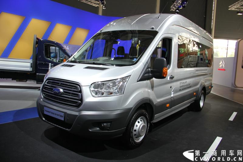 探馆汉诺威之福特全顺轻型商用车篇。图为福特全顺商旅车 