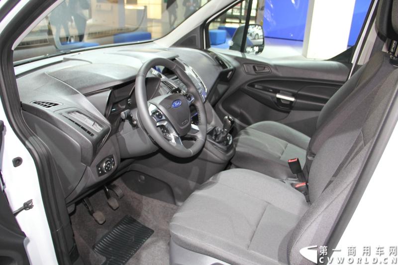 探馆汉诺威之福特全顺轻型商用车篇。图为全顺Connect 