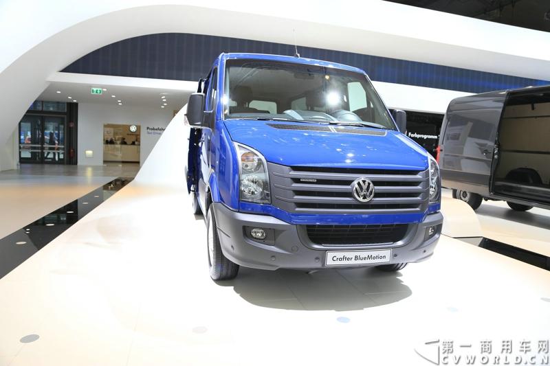 探馆汉诺威之大众轻型商用车篇。图为大众crafter blue motion 
