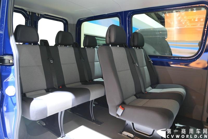 探馆汉诺威之大众轻型商用车篇。图为大众crafter blue motion 