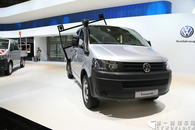 探馆汉诺威之大众轻型商用车篇。图为大众transporter