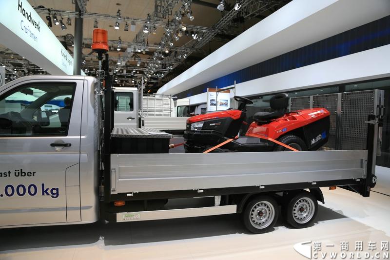 探馆汉诺威之大众轻型商用车篇。图为大众transporter