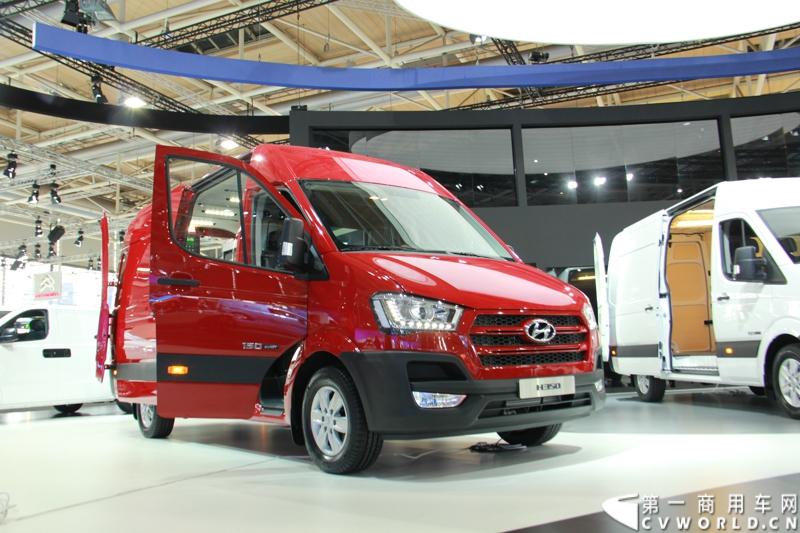 探馆汉诺威之现代轻型商用车篇。图为现代H350