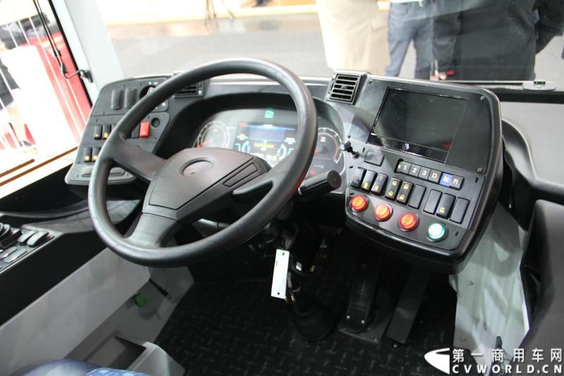 探馆汉诺威之五十铃客车篇。图为五十铃CITIPORT