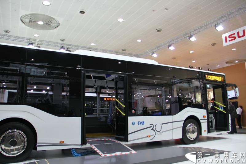 探馆汉诺威之五十铃客车篇。图为五十铃CITIPORT