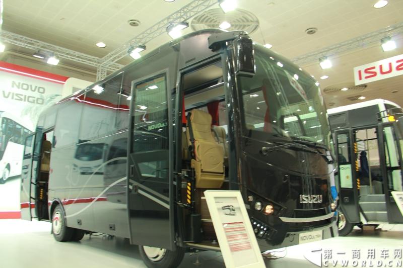 探馆汉诺威之五十铃客车篇。图为五十铃NOVO CITI UL TRA 