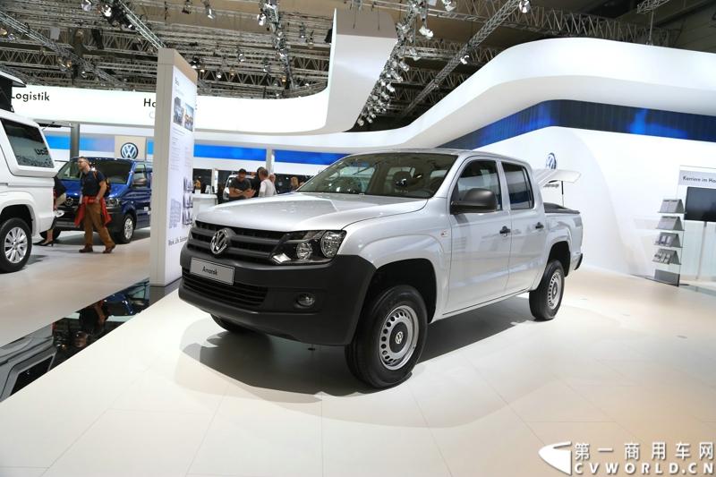 探馆汉诺威之大众轻型商用车篇。图为大众amarok