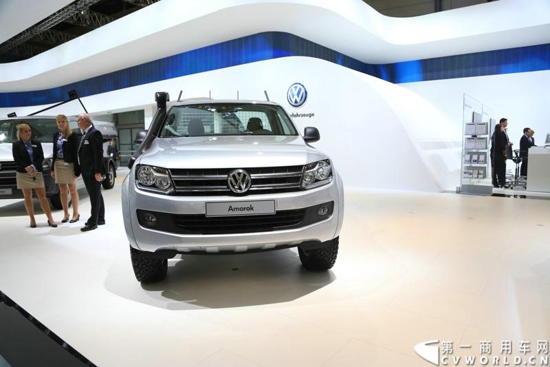 探馆汉诺威之大众轻型商用车篇。图为大众amarok