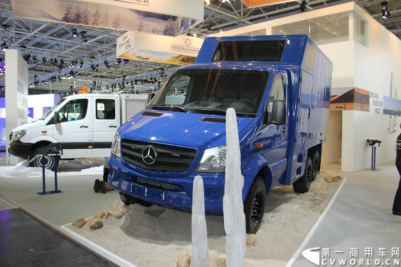 探馆汉诺威之奔驰轻客篇。图为奔驰Sprinter改装的四驱专用车 