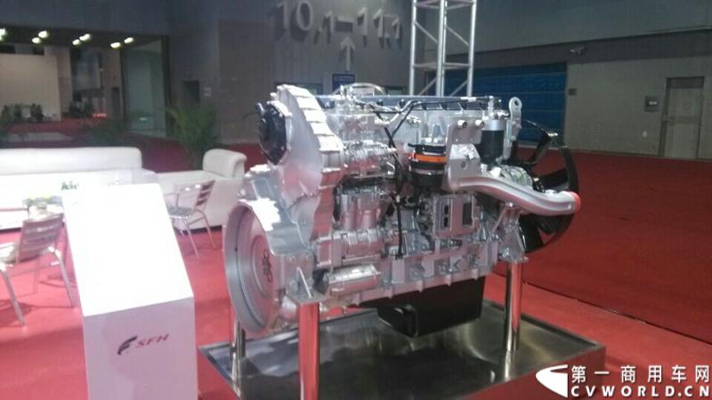 2014年11月20日-23日, 2014广州国际商用车展在广州琶洲中国进出口商品交易会展馆B区举行。作为国内主流商用车企业之一，上汽依维柯红岩商用车有限公司（以下简称“上汽依维柯红岩”）携其刚刚上市的杰狮“畅途版”牵引车和红岩杰狮港口牵引车亮相本次车展，其展位位于B区9—1馆。图为Cursor9 发动机