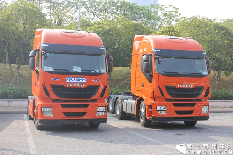  2014年11月20日-23日, 2014广州国际商用车展在广州琶洲中国进出口商品交易会展馆B区举行。作为唯一一家前来参展的进口商用车品牌，此次依维柯共带来五款车型。图为依维柯牵引车