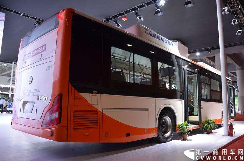 广州车展探馆之纯电动客车篇。图为比亚迪K9纯电动客车
