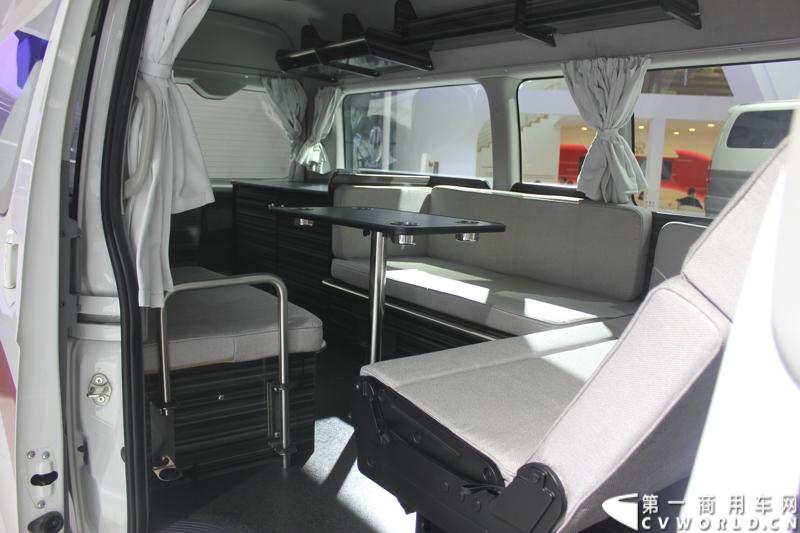 广州车展探馆之华晨金杯篇。图为金杯大海狮L商务旅居车