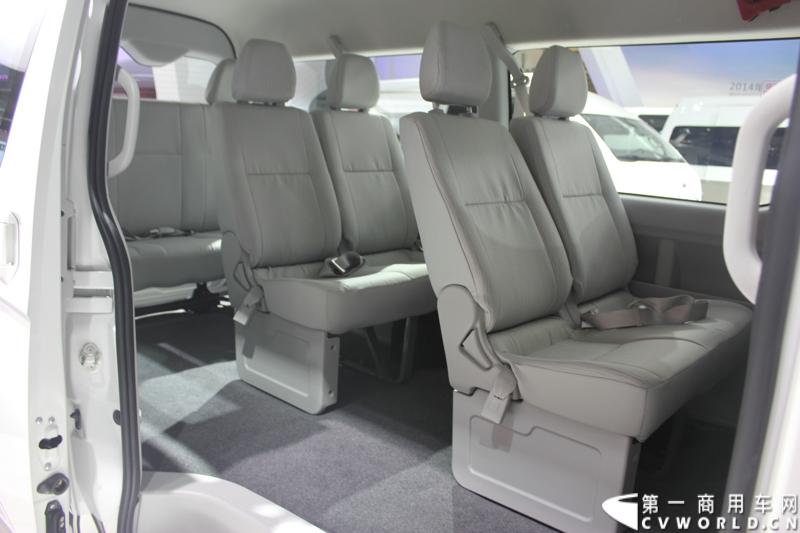 广州车展探馆之华晨金杯篇。图为金杯新海狮2.0豪华型