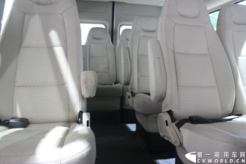 广州车展探馆之福特全顺篇。图为福田新世代全顺