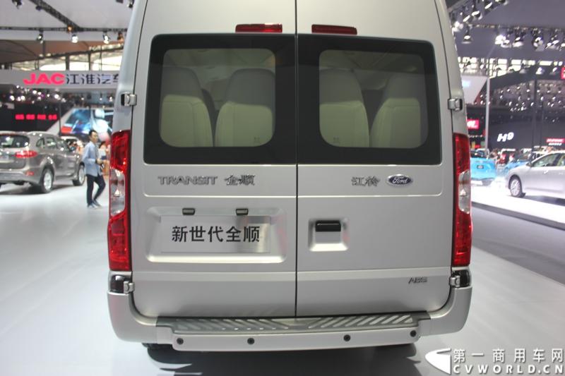 广州车展探馆之福特全顺篇。图为福田新世代全顺