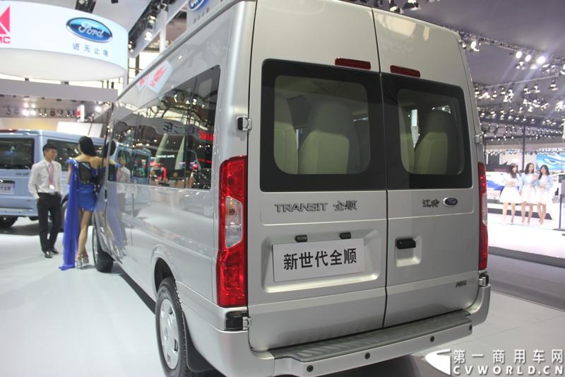 广州车展探馆之福特全顺篇。图为福田新世代全顺