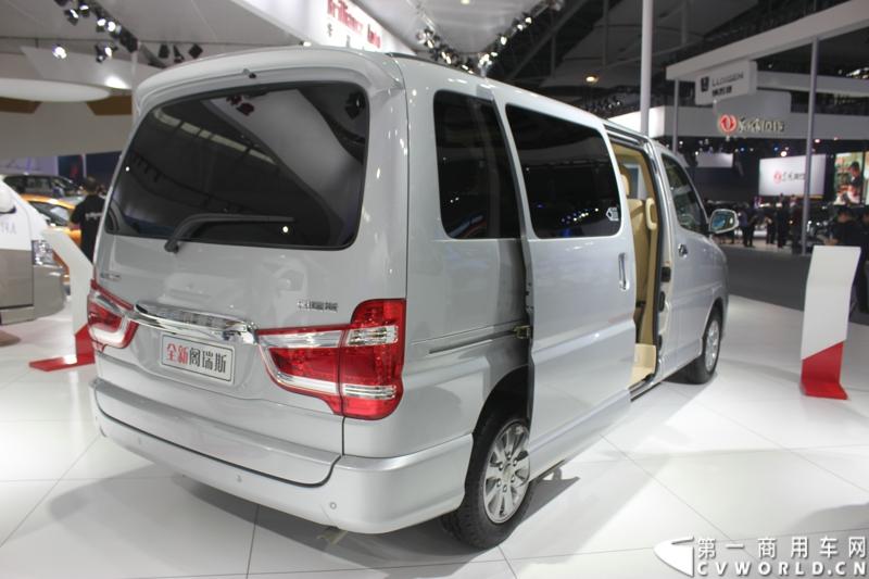 广州车展探馆之华晨金杯篇。图为全新阁瑞斯 