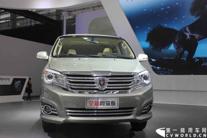 广州车展探馆之华晨金杯篇。图为全新阁瑞斯 