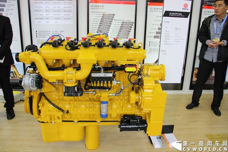 2014年11月25日，2014中国国际工程机械、建材机械、工程车辆及设备博览会（上海宝马展）在上海浦东新国际博览中心隆重开幕。图为潍柴发动机