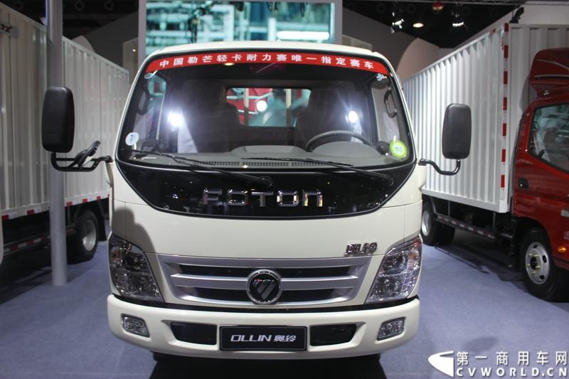 2014年11月20日-23日, 2014广州国际商用车展在广州琶洲中国进出口商品交易会展馆B区举行。福田汽车在广州车展上展出12辆整车和1台发动机，其中参展的4款商用车车型分别为福田奥铃、欧马可、拓陆者皮卡和福田欧辉客车，可谓阵容强大。图为福田奥铃BJ1049V9JD6-AA型载货车