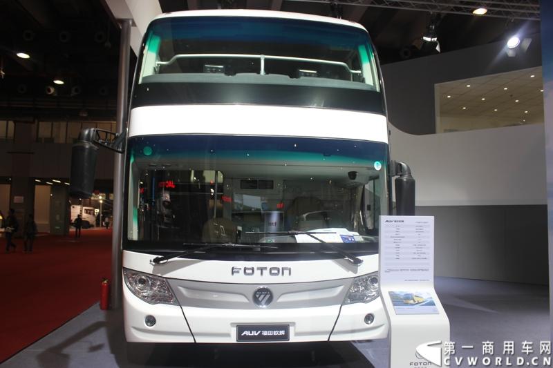 2014年11月20日-23日, 2014广州国际商用车展在广州琶洲中国进出口商品交易会展馆B区举行。福田汽车在广州车展上展出12辆整车和1台发动机，其中参展的4款商用车车型分别为福田奥铃、欧马可、拓陆者皮卡和福田欧辉客车，可谓阵容强大。图为福田欧辉12米豪华公路客车