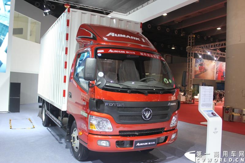 2014年11月20日-23日, 2014广州国际商用车展在广州琶洲中国进出口商品交易会展馆B区举行。福田汽车在广州车展上展出12辆整车和1台发动机，其中参展的4款商用车车型分别为福田奥铃、欧马可、拓陆者皮卡和福田欧辉客车，可谓阵容强大。图为福田欧马可 BJ5049V88EA -FA