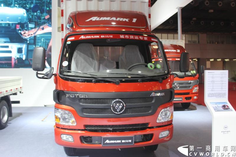 2014年11月20日-23日, 2014广州国际商用车展在广州琶洲中国进出口商品交易会展馆B区举行。福田汽车在广州车展上展出12辆整车和1台发动机，其中参展的4款商用车车型分别为福田奥铃、欧马可、拓陆者皮卡和福田欧辉客车，可谓阵容强大。图为福田欧马可 BJ5049V88EA -FA