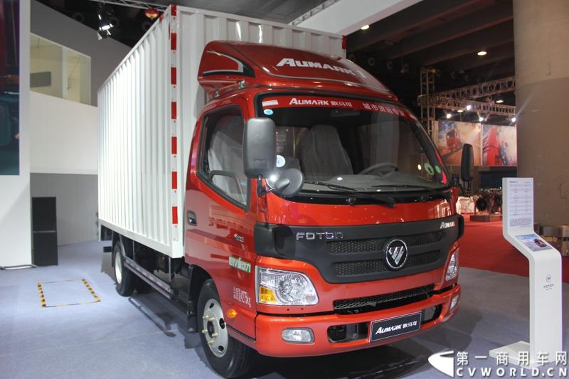 2014年11月20日-23日, 2014广州国际商用车展在广州琶洲中国进出口商品交易会展馆B区举行。福田汽车在广州车展上展出12辆整车和1台发动机，其中参展的4款商用车车型分别为福田奥铃、欧马可、拓陆者皮卡和福田欧辉客车，可谓阵容强大。图为福田欧马可 BJ5049V88EA -FA