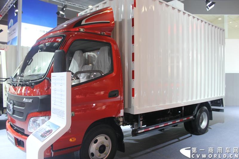 2014年11月20日-23日, 2014广州国际商用车展在广州琶洲中国进出口商品交易会展馆B区举行。福田汽车在广州车展上展出12辆整车和1台发动机，其中参展的4款商用车车型分别为福田奥铃、欧马可、拓陆者皮卡和福田欧辉客车，可谓阵容强大。图为福田欧马可 BJ5049V88EA -FA