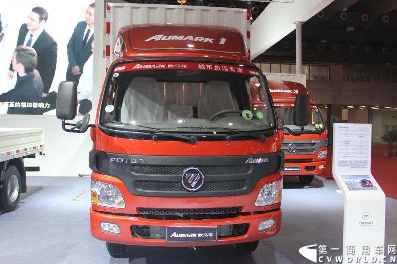 2014年11月20日-23日, 2014广州国际商用车展在广州琶洲中国进出口商品交易会展馆B区举行。福田汽车在广州车展上展出12辆整车和1台发动机，其中参展的4款商用车车型分别为福田奥铃、欧马可、拓陆者皮卡和福田欧辉客车，可谓阵容强大。图为福田欧马可 BJ5049V88EA -FA