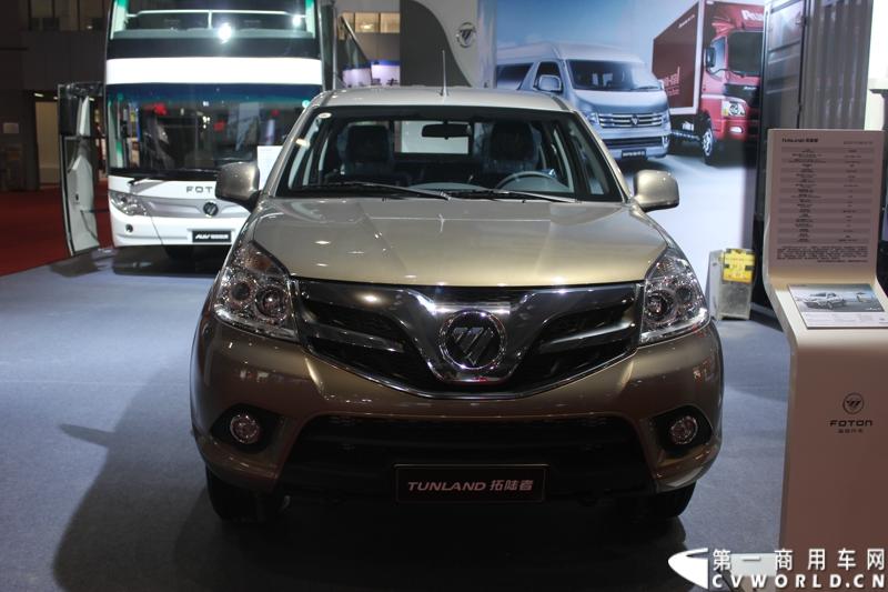 2014年11月20日-23日, 2014广州国际商用车展在广州琶洲中国进出口商品交易会展馆B区举行。福田汽车在广州车展上展出12辆整车和1台发动机，其中参展的4款商用车车型分别为福田奥铃、欧马可、拓陆者皮卡和福田欧辉客车，可谓阵容强大。图为福田拓路者BJ1037V3MD6-PP皮卡 